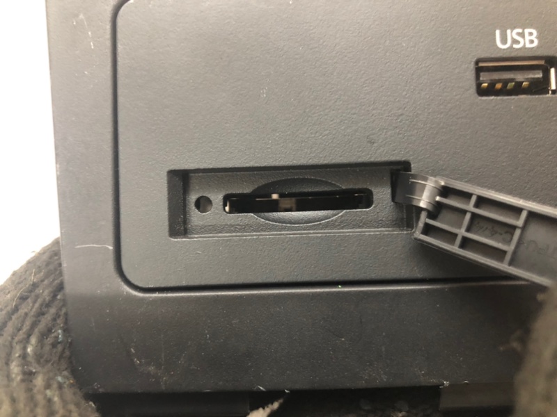 Разъем AUX / USB Mazda Mazda 3 2015 BM