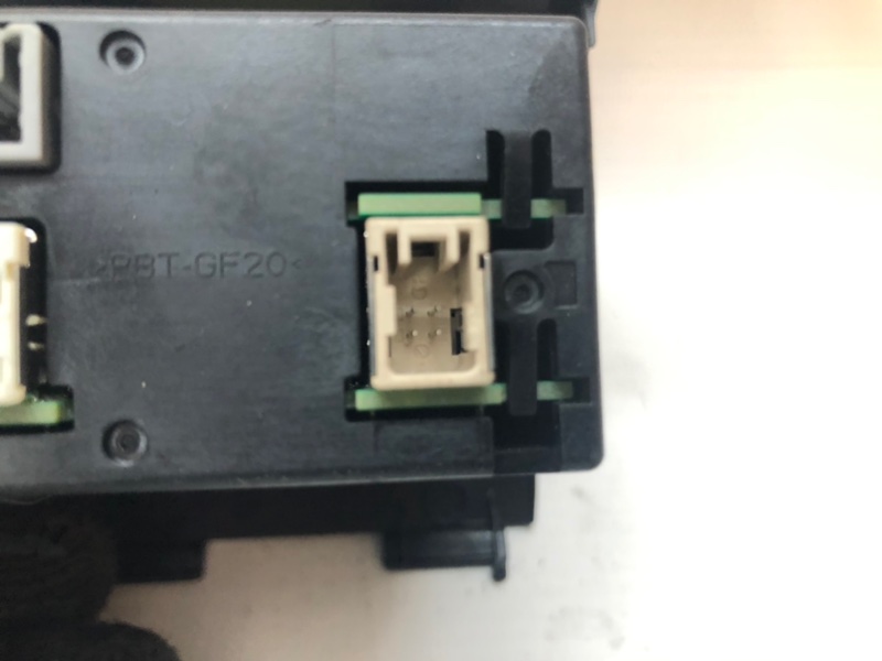 Разъем AUX / USB Mazda Mazda 3 2015 BM