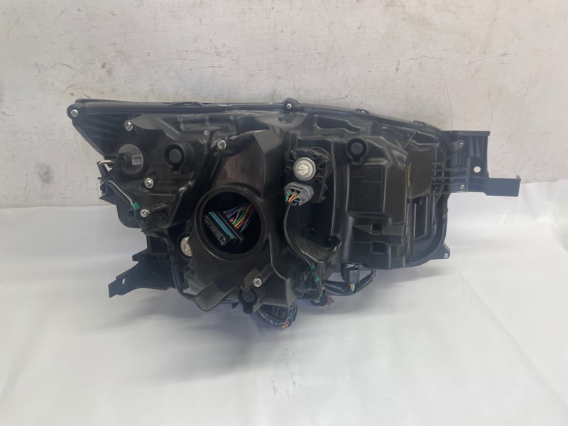 Фара Mazda CX-30 2020