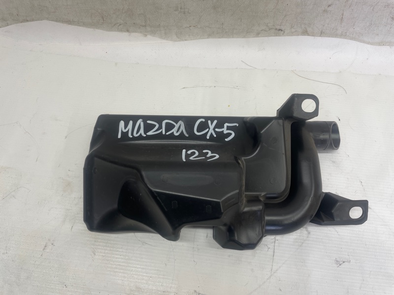 Резонатор воздушного фильтра Mazda CX-5 KF