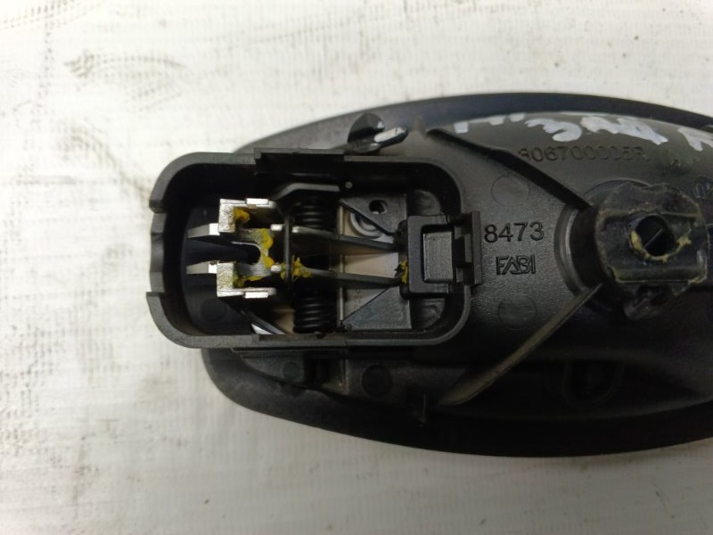 Ручка внутренняя Renault Laguna 2008