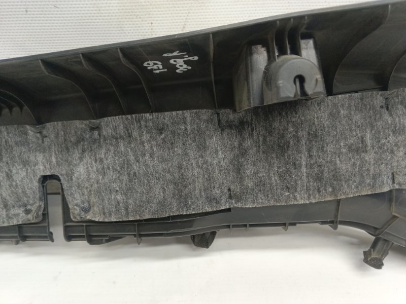 Обшивка стойки Hyundai Solaris 2019
