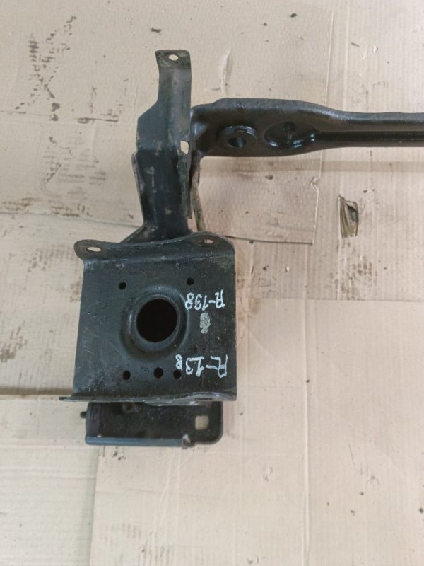 Усилитель бампера Mercedes-Benz R-Class 2006 R 350