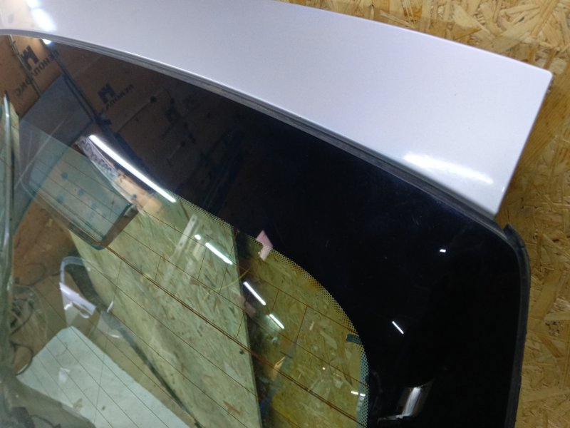 Крышка багажника Renault Laguna 2008