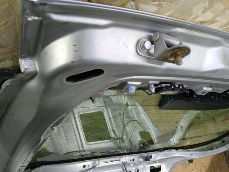 Крышка багажника Renault Laguna 2008