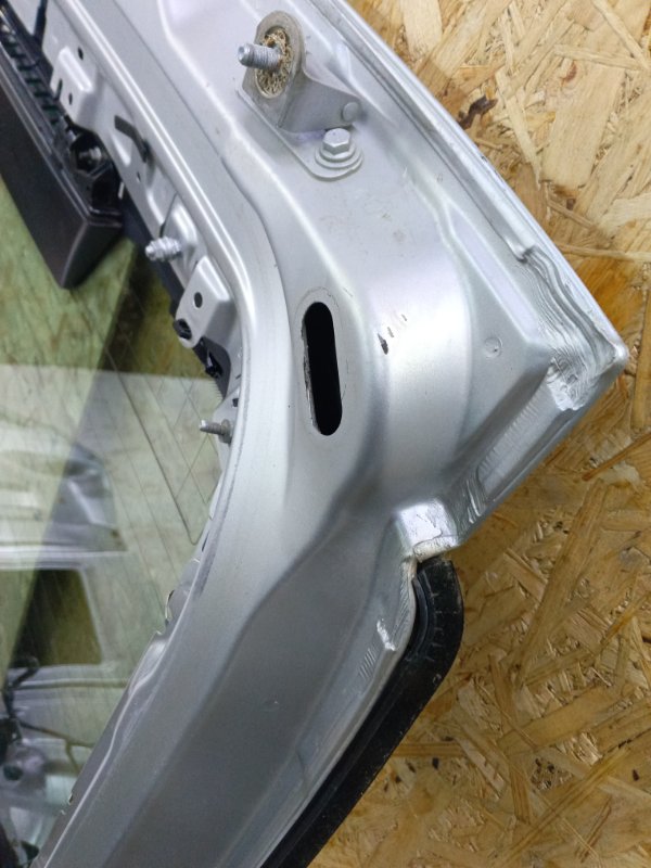 Крышка багажника Renault Laguna 2008