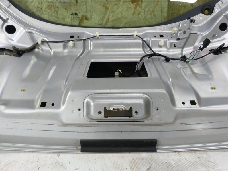 Крышка багажника Renault Laguna 2008