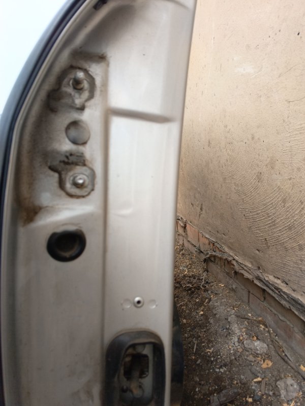 Дверь Renault Laguna 2008