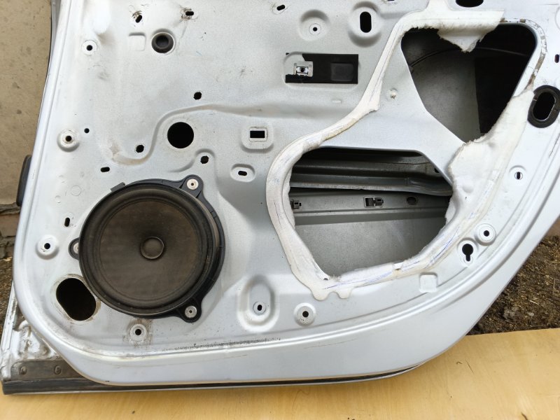 Дверь Renault Laguna 2008