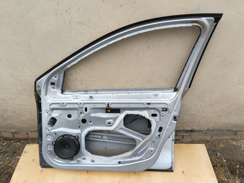 Дверь Renault Laguna 2008