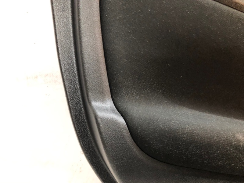 Обшивка двери Mitsubishi Outlander 2021 GF8W