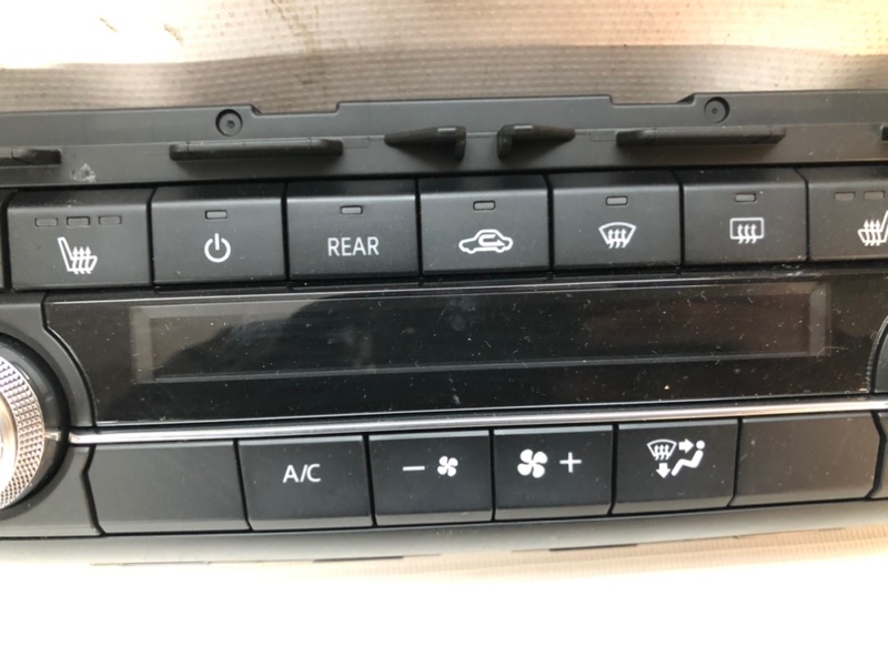 Блок управления климатом Mazda CX-9 TC