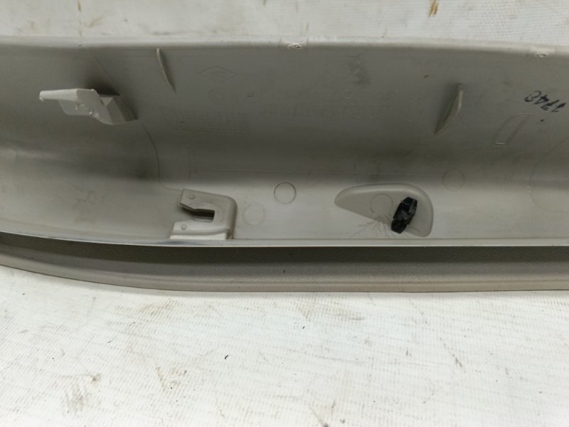 Обшивка крышки багажника Renault Laguna 2008