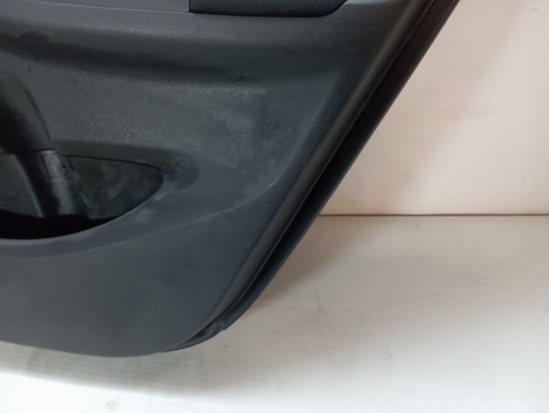 Обшивка двери Toyota Corolla 2008 ZRE152R