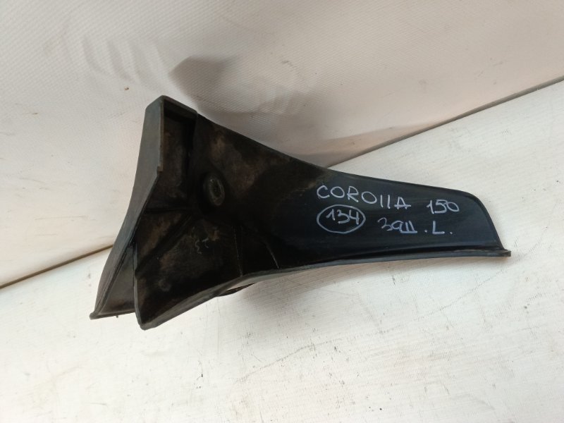 Брызговик Toyota Corolla 2008