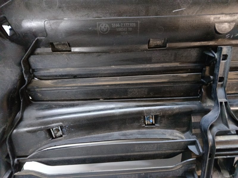 Воздухозаборник BMW X5 2007 E70