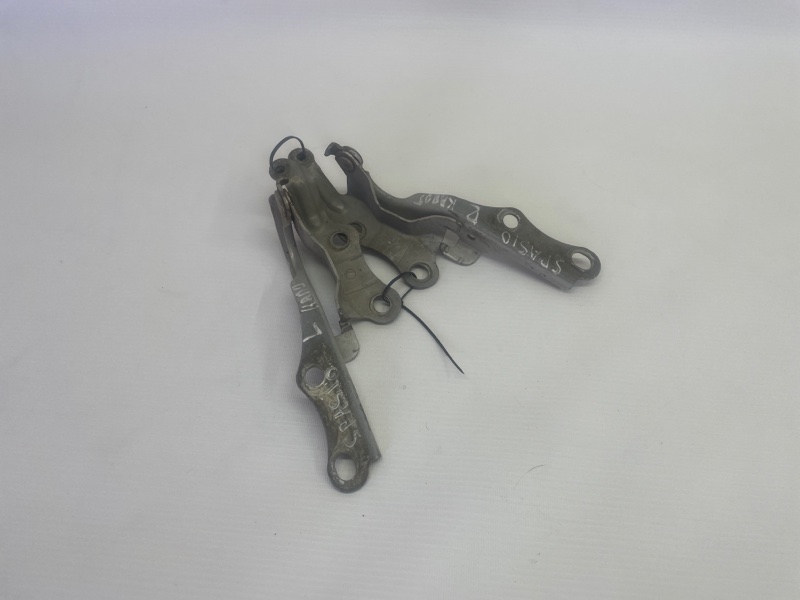 Петля капота Toyota Corolla Spacio 1997-2001 E110