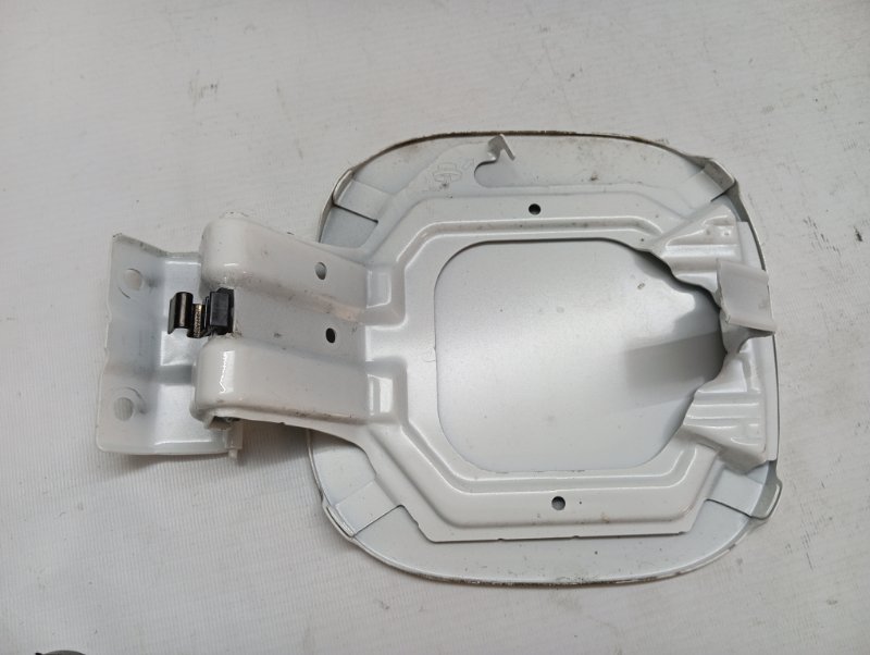 Лючок бензобака Mitsubishi Outlander 2021 GF8W
