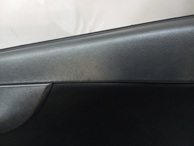 Обшивка двери Toyota Corolla 2008 ZRE152R
