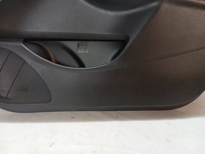 Обшивка двери Toyota Corolla 2008 ZRE152R
