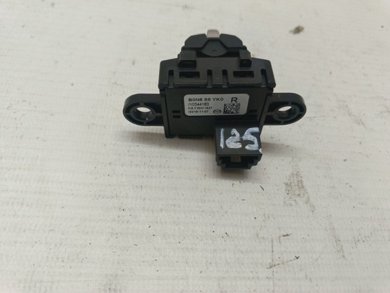 Кнопка Mazda Mazda 3 2020 BP