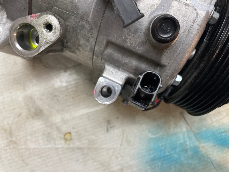 Компрессор кондиционера Mazda CX-30 2020