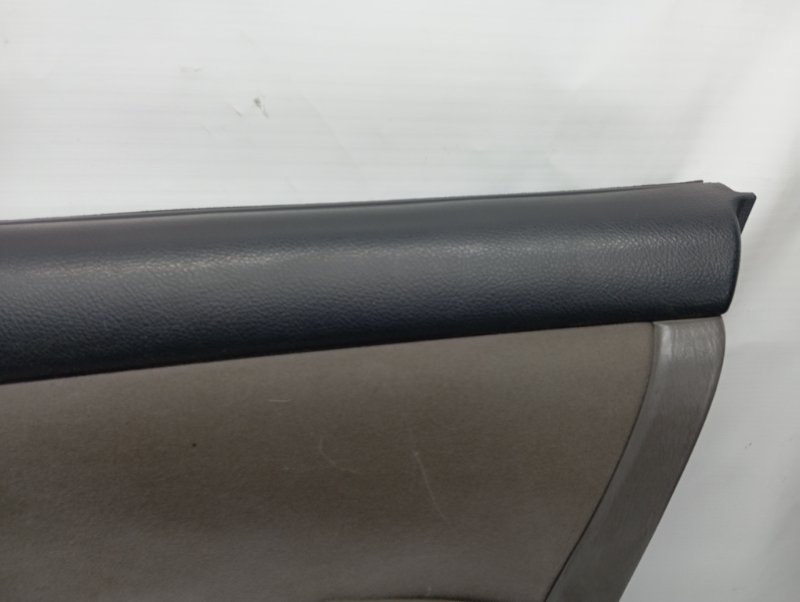 Обшивка двери Toyota Corolla Fielder 2001