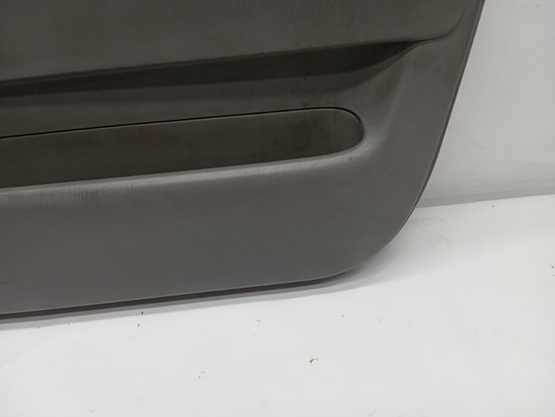 Обшивка двери Toyota Corolla Fielder 2001