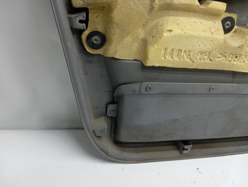 Обшивка двери Toyota Corolla Fielder 2001