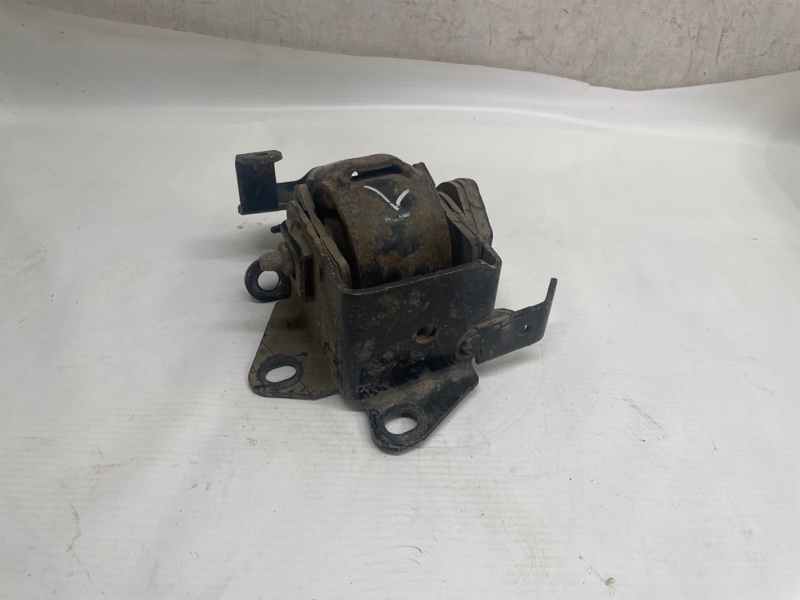 Подушка двигателя Mazda Familia 1998-2003 BJ
