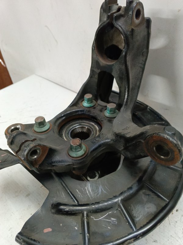 Кулак поворотный Mazda CX-30 2020