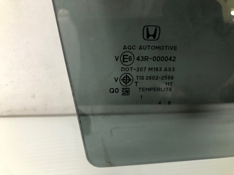Стекло двери Honda CR-V RT, RW