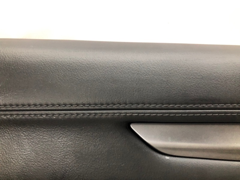 Обшивка двери Mazda CX-5 KF