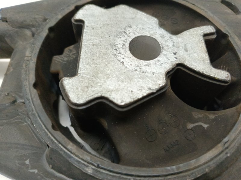 Опора двигателя Mazda Mazda 3 2020 BP