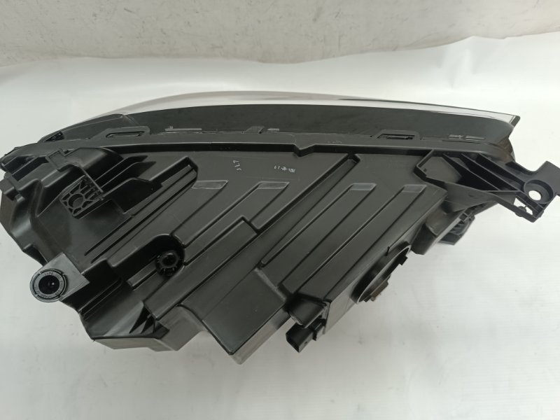 Фара Geely Monjaro 2023
