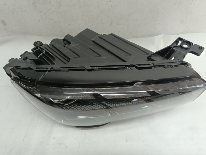 Фара Geely Monjaro 2023