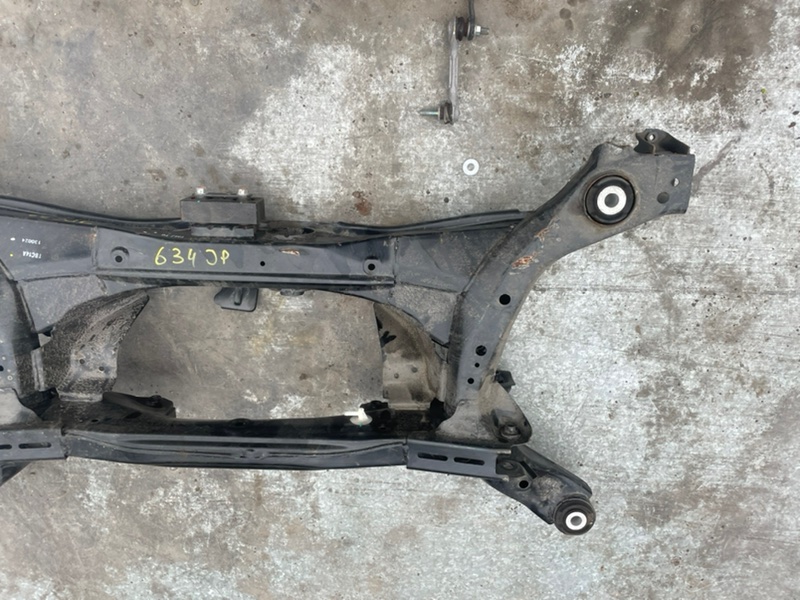 Балка Honda CR-V RT, RW