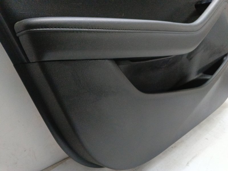 Обшивка двери Mazda Mazda 3 2020 BP