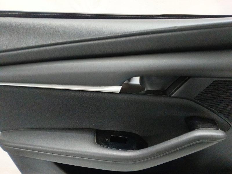 Обшивка двери Mazda Mazda 3 2020 BP