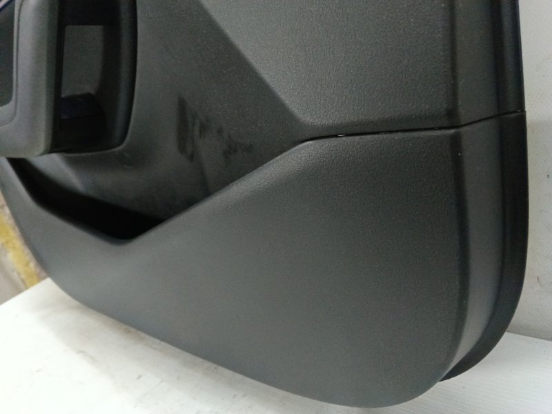 Обшивка двери Mazda Mazda 3 2020 BP