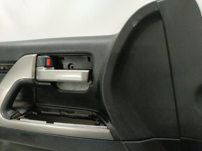 Обшивка двери Toyota Land Cruiser 200 2008 Внедорожник