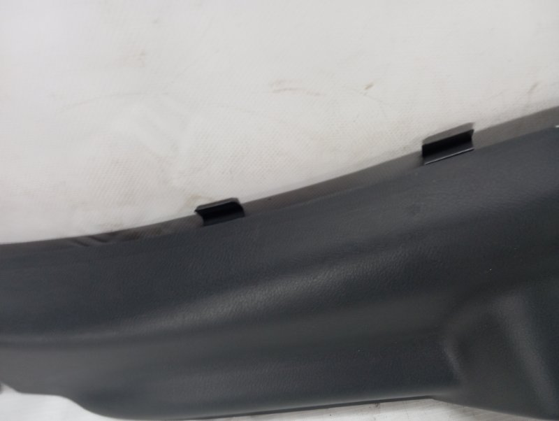 Обшивка стойки Mazda CX-30 2020
