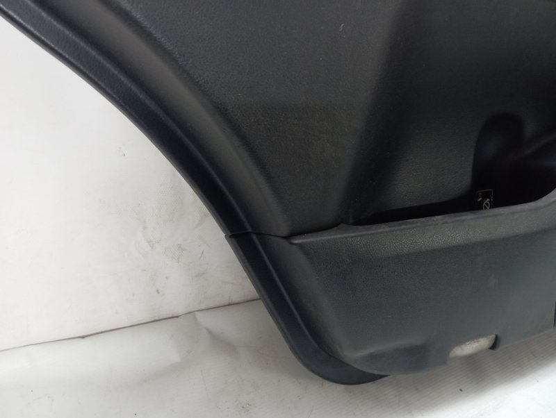 Обшивка двери Toyota Land Cruiser 200 2008 Внедорожник
