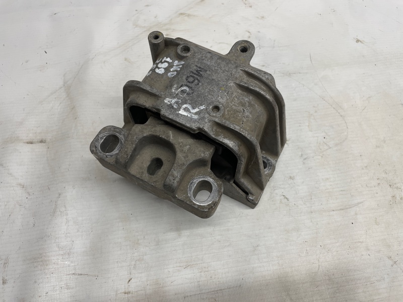 Подушка двигателя Skoda Octavia 2004-2013 A5