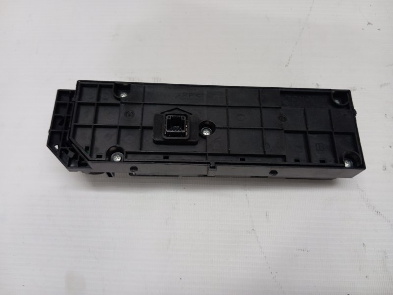 Блок управления отопителем Toyota Corolla 2014 ZRE172R