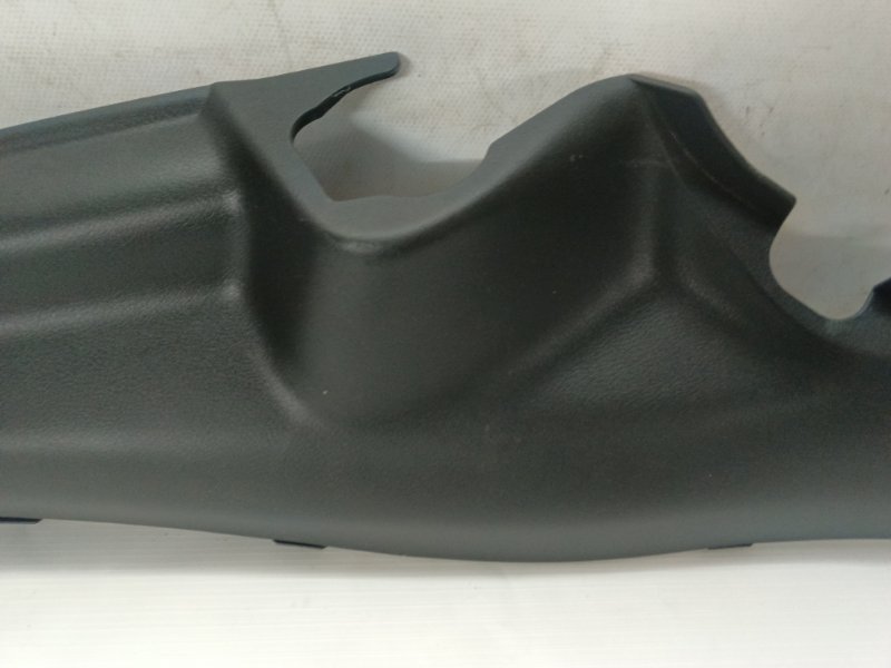 Обшивка стойки Mazda CX-30 2020