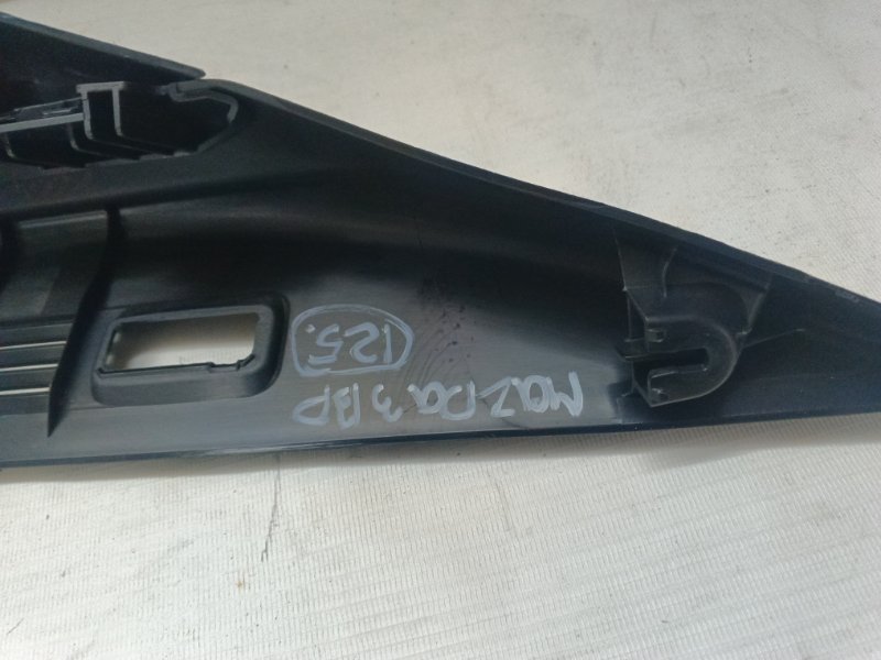Обшивка стойки Mazda Mazda 3 2020 BP