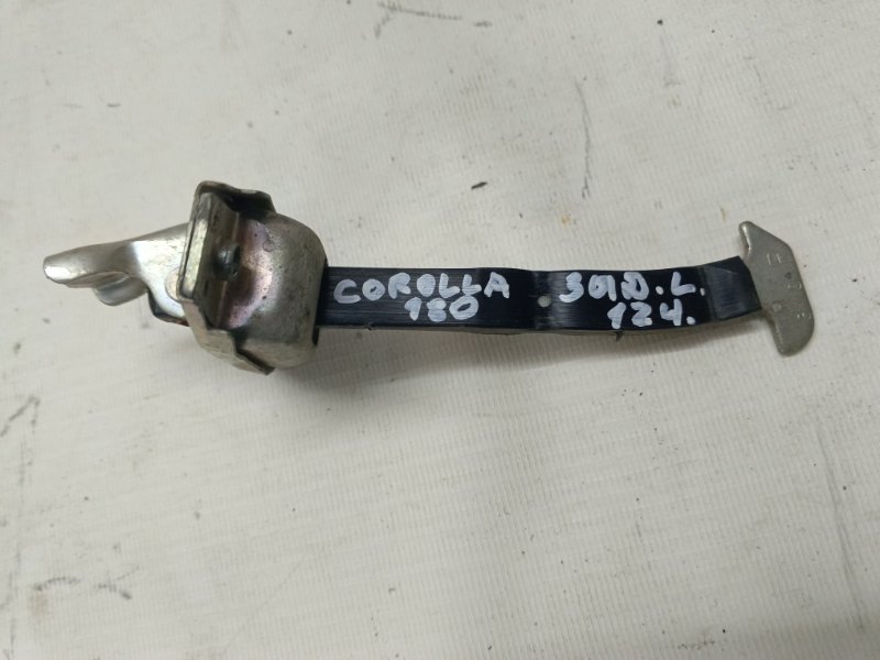 Ограничитель двери Toyota Corolla 2014 ZRE172R