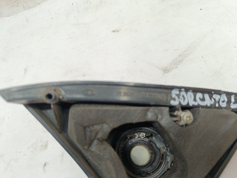 Накладка зеркала внутренняя Kia Sorento 2002