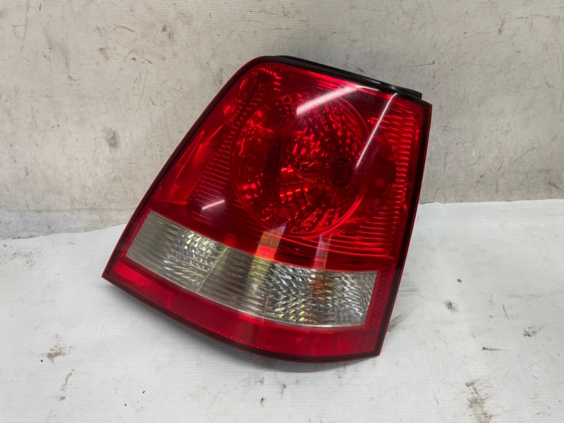 Фонарь Kia Sorento 2002